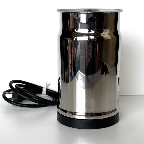 Nespresso Authentic Aeroccino Milk Frother Model 3192 Complete Works Great - Picture 4 of 14
